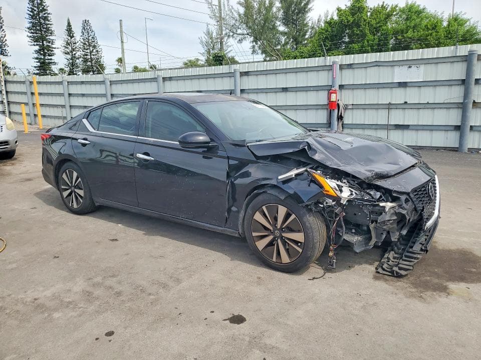 2019 NISSAN ALTIMA SL 4