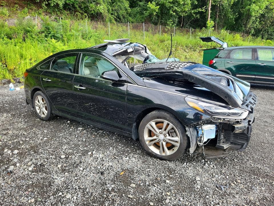 2018 HYUNDAI SONATA LIMITED 4