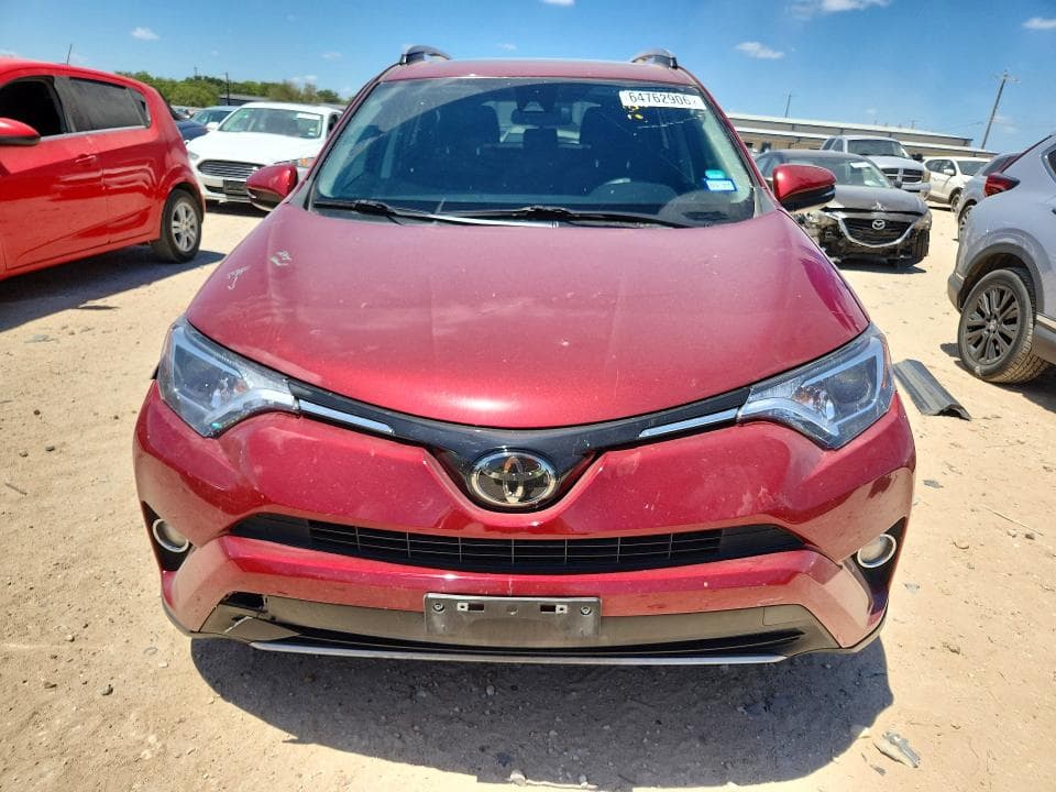 2018 TOYOTA RAV4 XLE 5