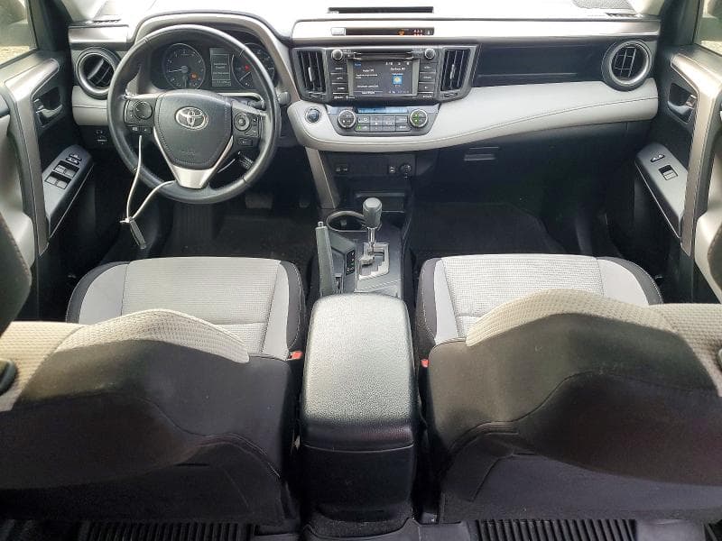 2018 TOYOTA RAV4 XLE 8