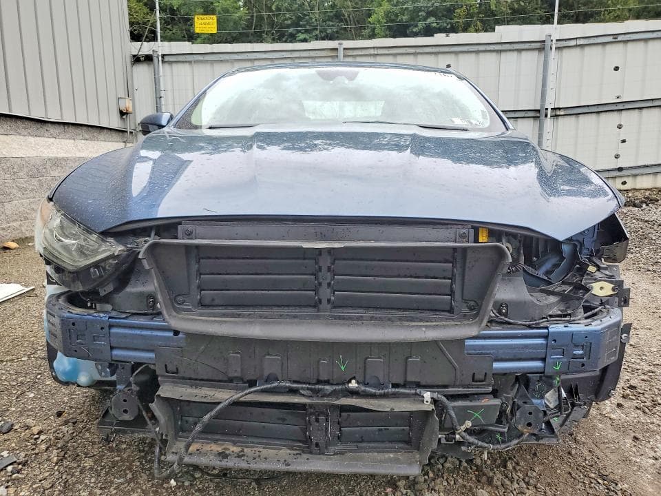 2019 FORD FUSION SE 5