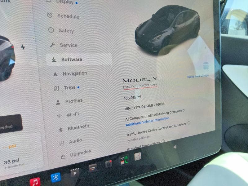 2021 TESLA MODEL Y 9