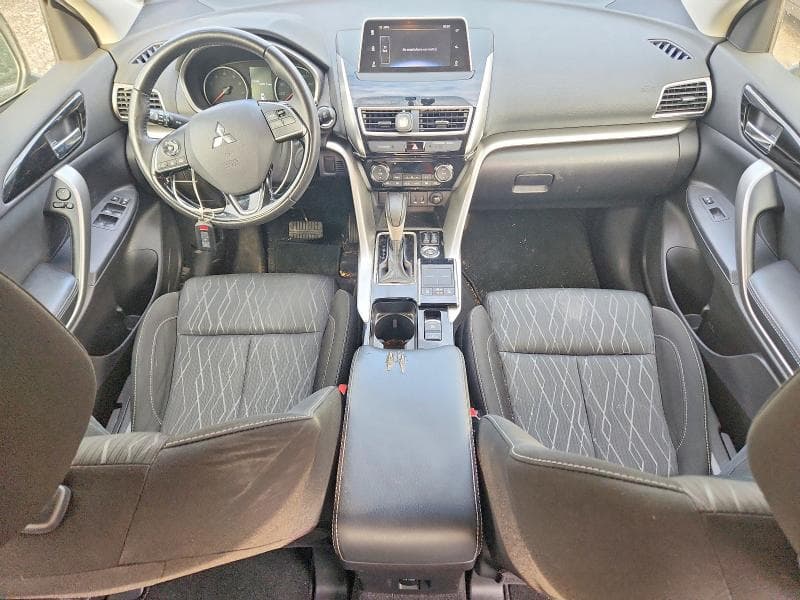 2019 MITSUBISHI ECLIPSE CROSS SE 8