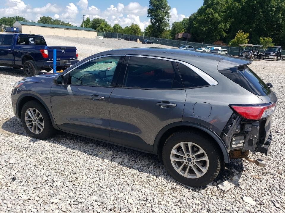 2022 FORD ESCAPE SE 2