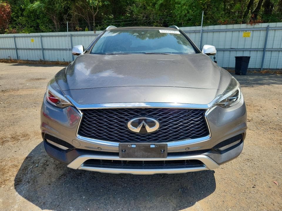2017 INFINITI QX30 PREMIUM 5