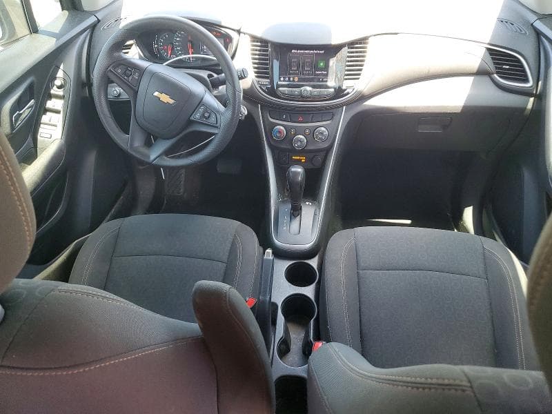 2020 CHEVROLET TRAX LS 8
