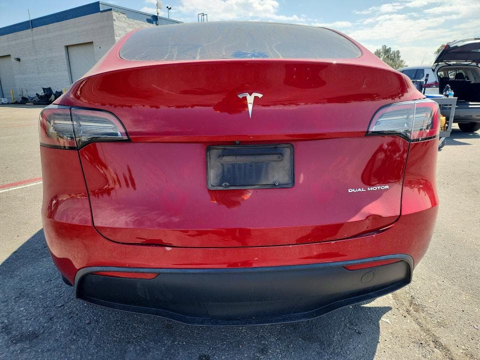 2023 TESLA MODEL Y 6