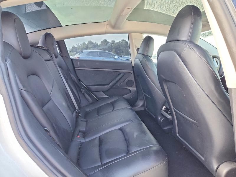 2023 TESLA MODEL 3 10