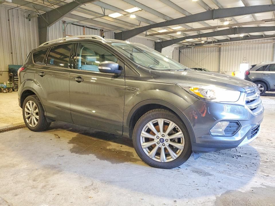 2017 FORD ESCAPE TITANIUM 4