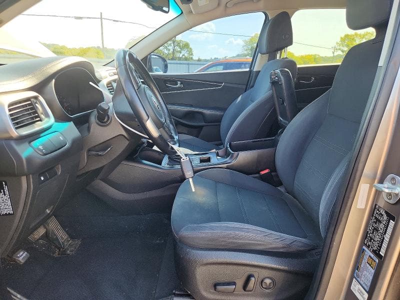 2017 KIA SORENTO LX 7
