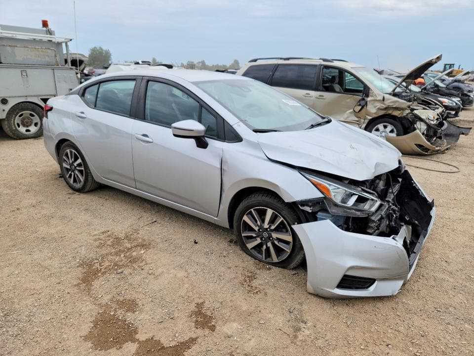 2021 NISSAN VERSA SV 4