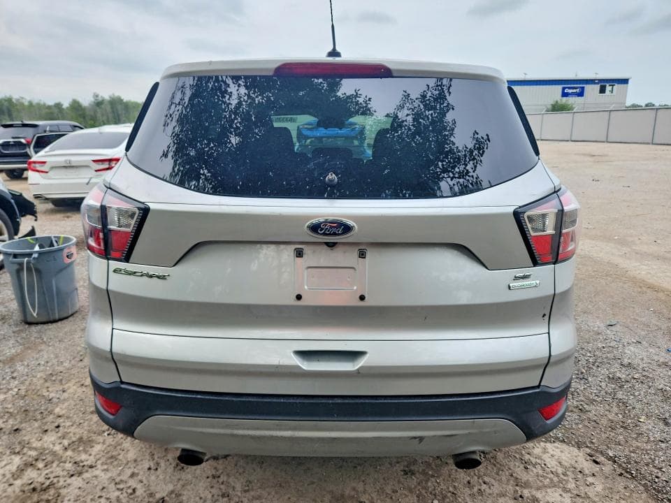 2017 FORD ESCAPE SE 6