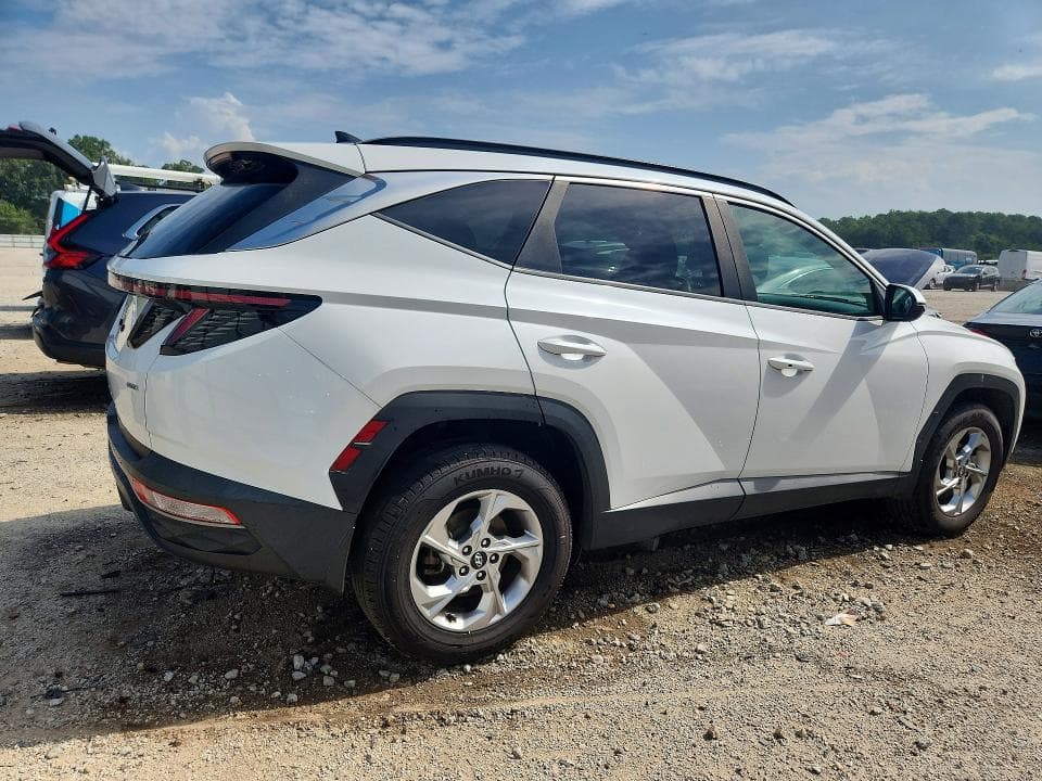 2022 HYUNDAI TUCSON SEL 3