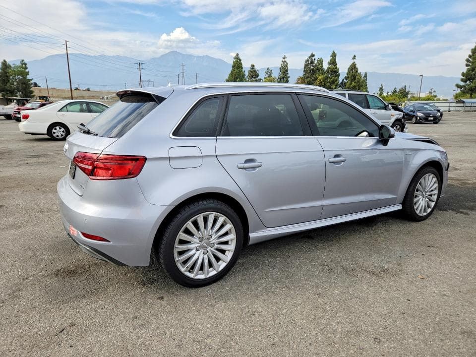 2017 AUDI A3 E-TRON PREMIUM PLUS 3