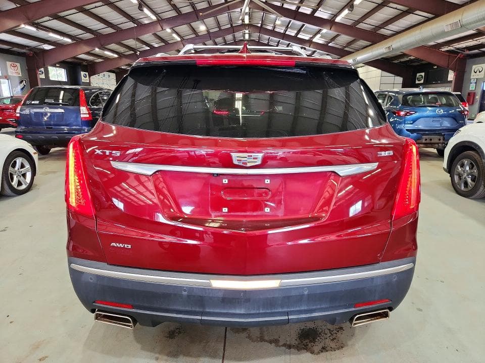 2017 CADILLAC XT5 LUXURY 6