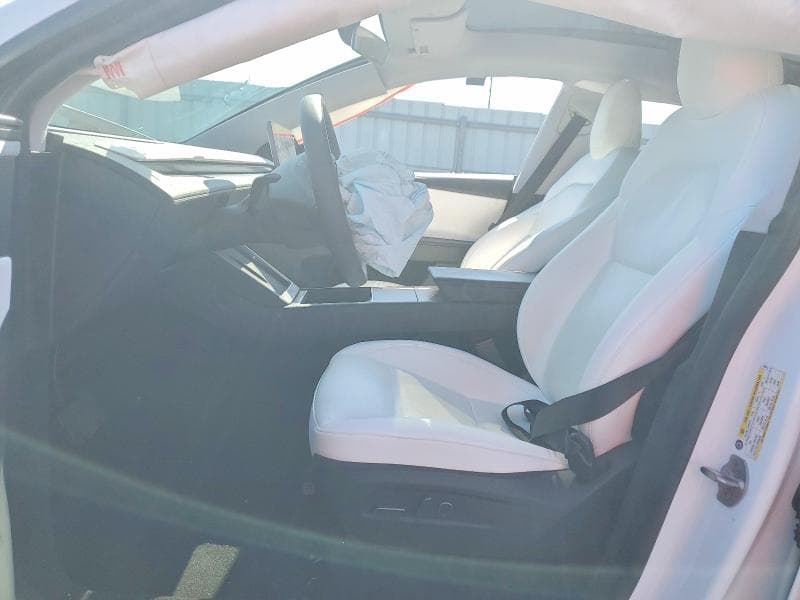 2026 TESLA MODEL Y 7