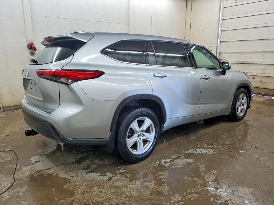 2020 TOYOTA HIGHLANDER L 3