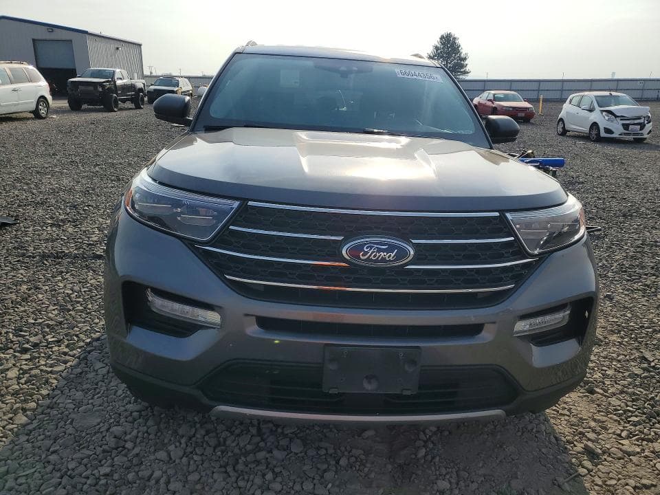 2023 FORD EXPLORER XLT 5