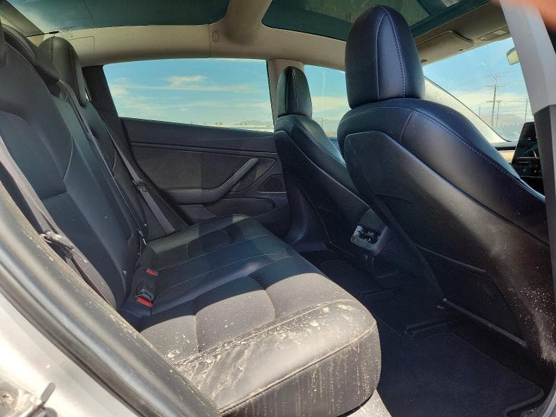 2018 TESLA MODEL 3 10