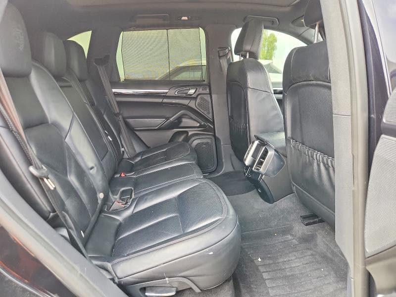 2017 PORSCHE CAYENNE SE HYBRID PLATINUM 10