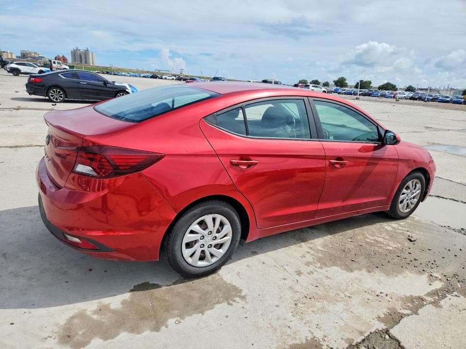 2019 HYUNDAI ELANTRA SE 3