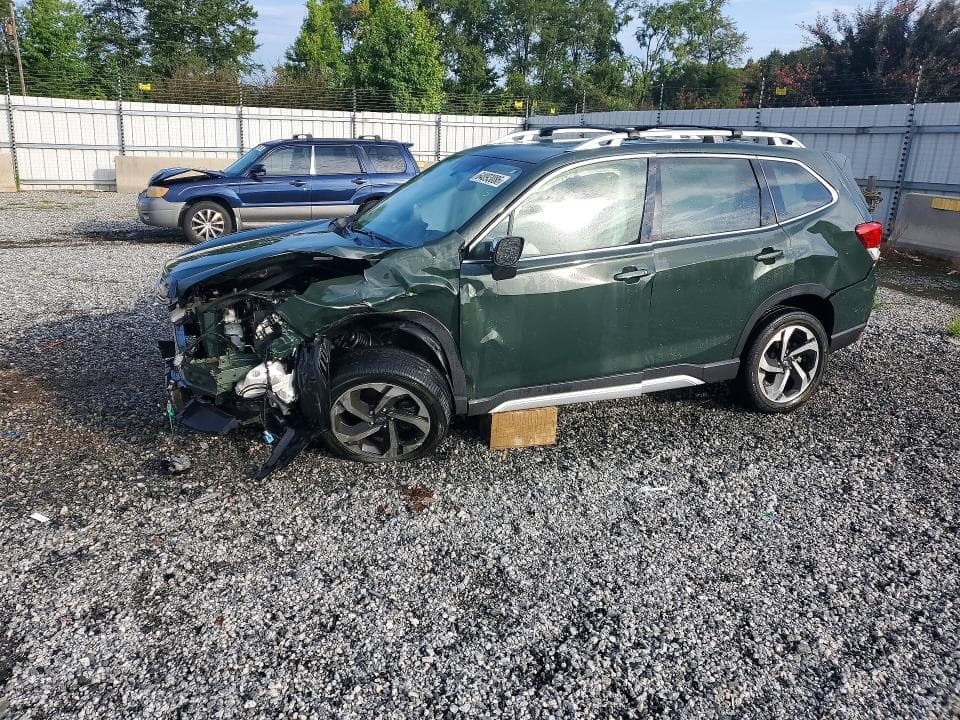 2023 SUBARU FORESTER TOURING - 1