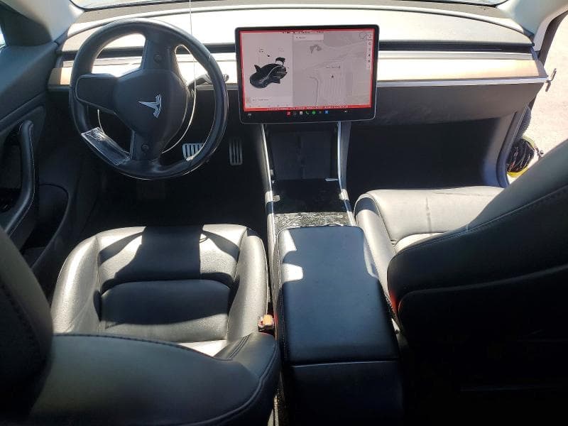 2018 TESLA MODEL 3 8