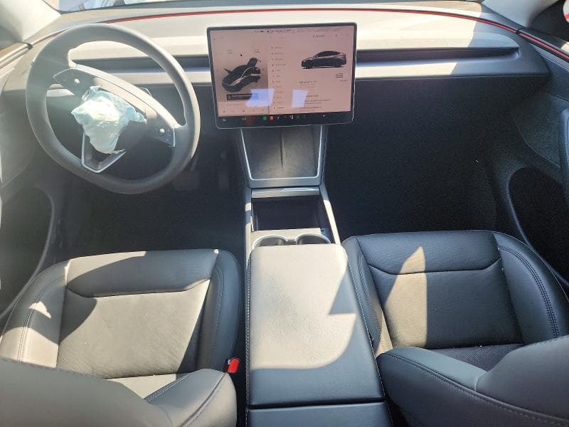 2026 TESLA MODEL Y 8