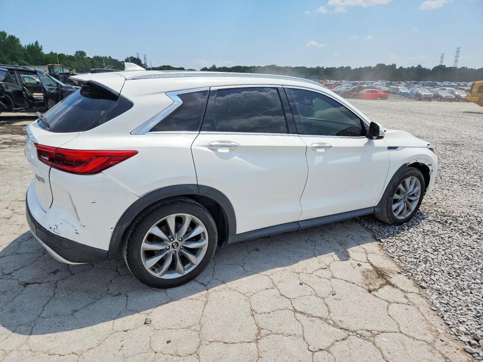 2019 INFINITI QX50 LUXE 3