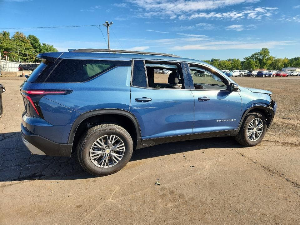 2025 CHEVROLET TRAVERSE LT 3
