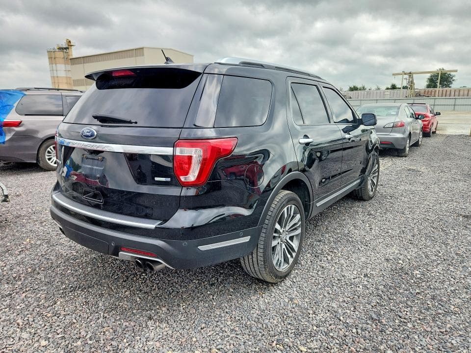 2018 FORD EXPLORER PLATINUM 3