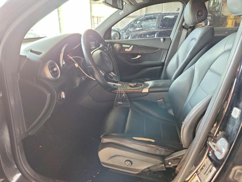 2018 MERCEDES-BENZ GLC 300 4MATIC 7
