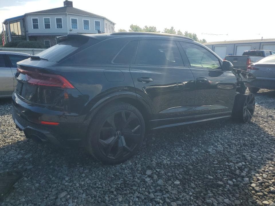 2021 AUDI RS Q8 3