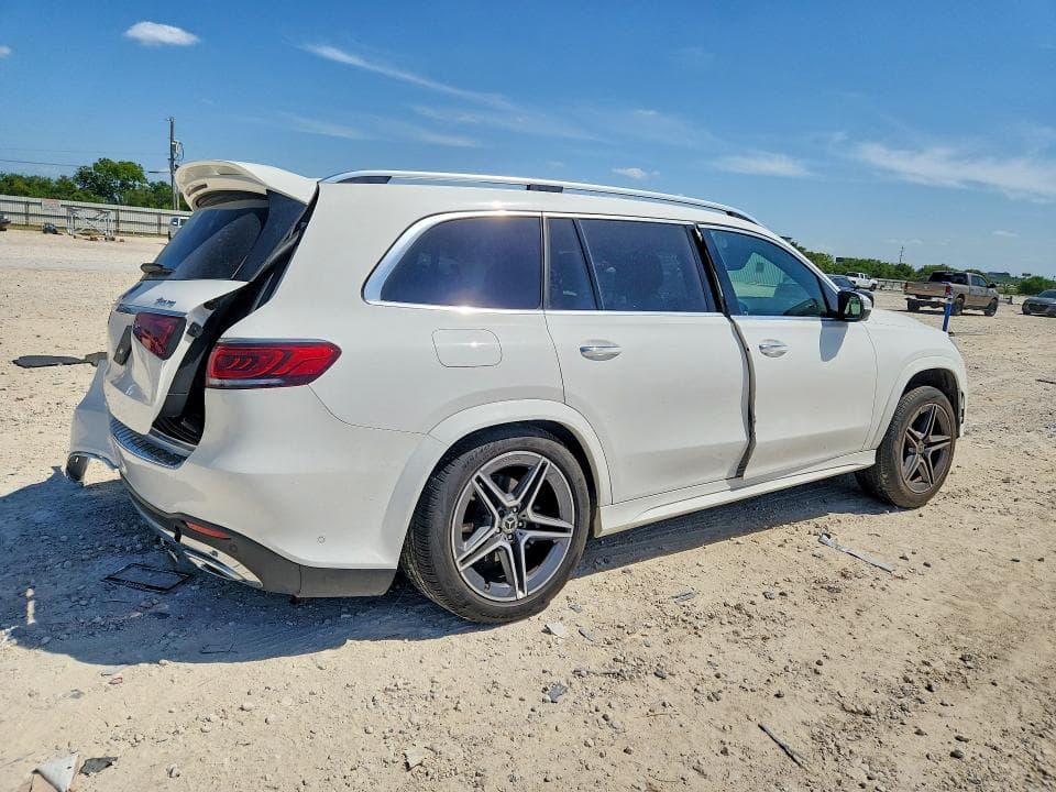 2023 MERCEDES-BENZ GLS 450 4MATIC 3