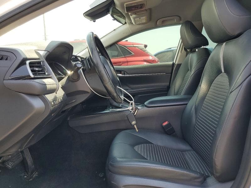 2019 TOYOTA CAMRY SE 7