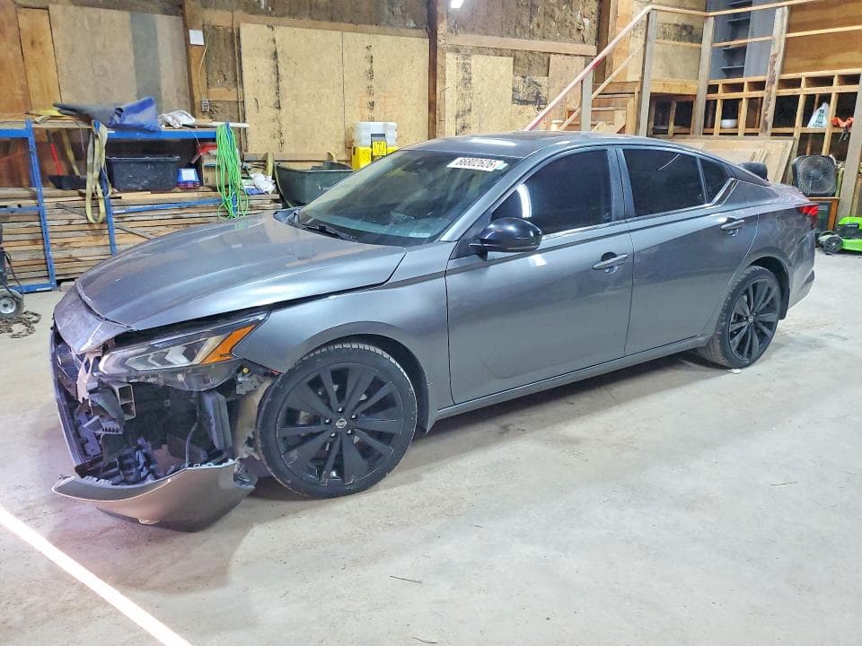 2022 NISSAN ALTIMA SR - 1