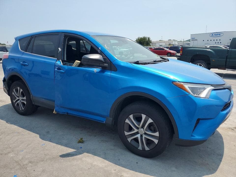 2017 TOYOTA RAV4 LE 4