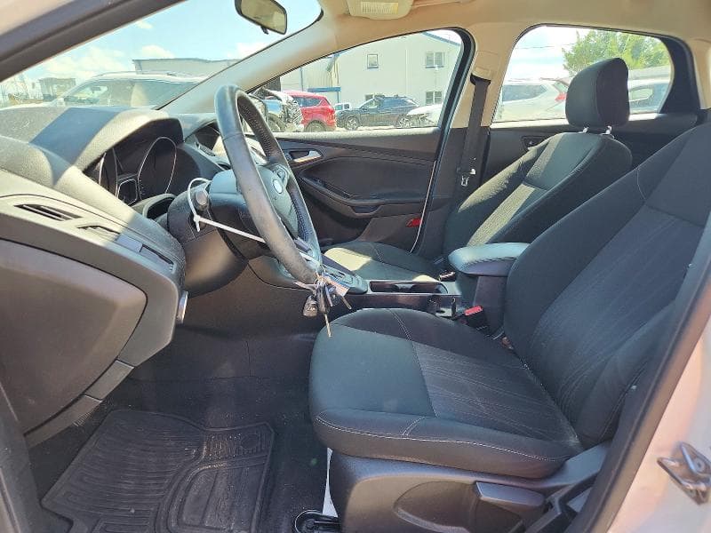 2017 FORD FOCUS SE 7
