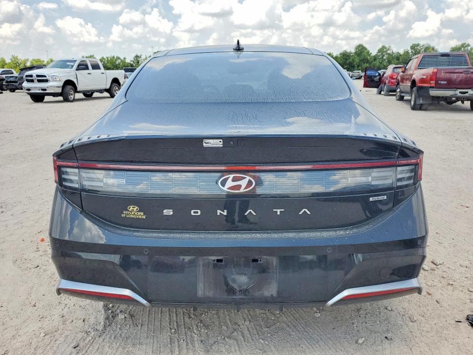 2025 HYUNDAI SONATA HYBRID LIMITED 6