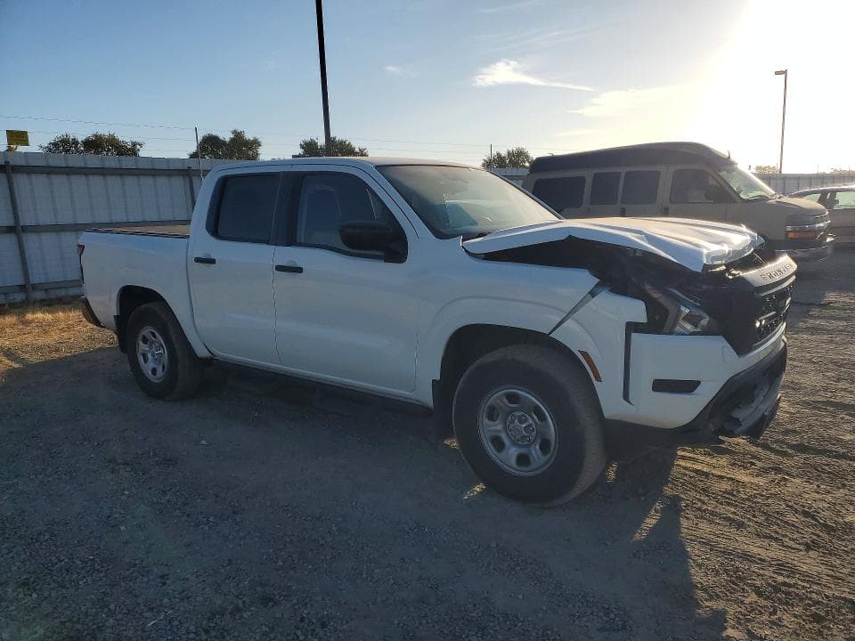 2022 NISSAN FRONTIER S 4