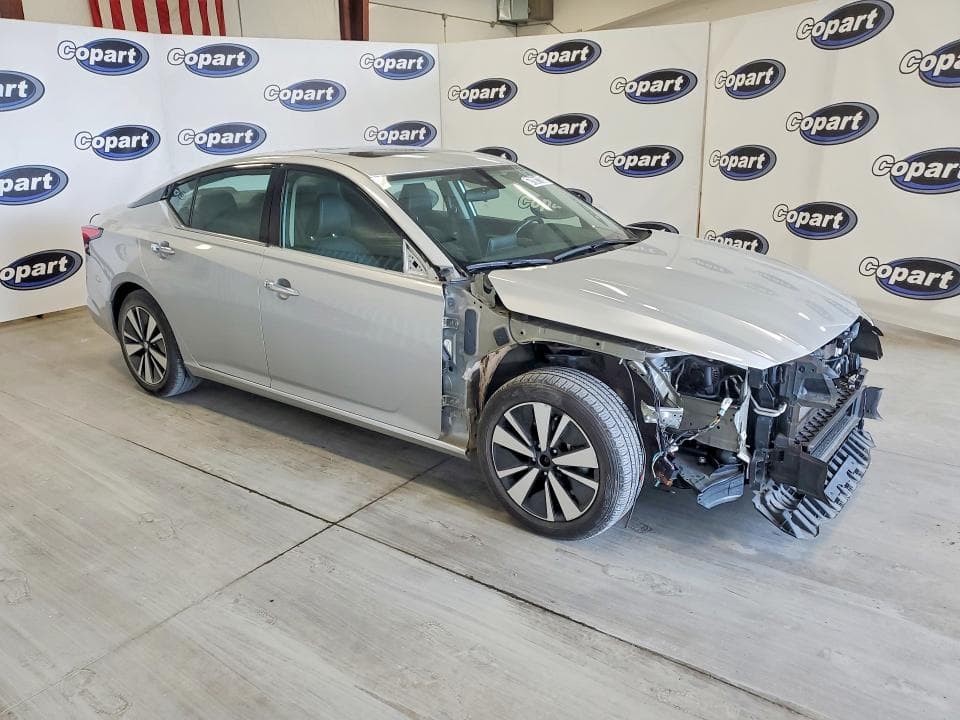 2022 NISSAN ALTIMA SL 4