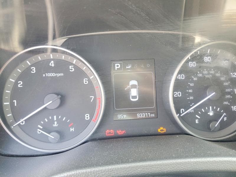 2018 HYUNDAI ELANTRA SEL 9