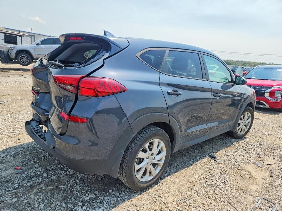 2020 HYUNDAI TUCSON SE 3