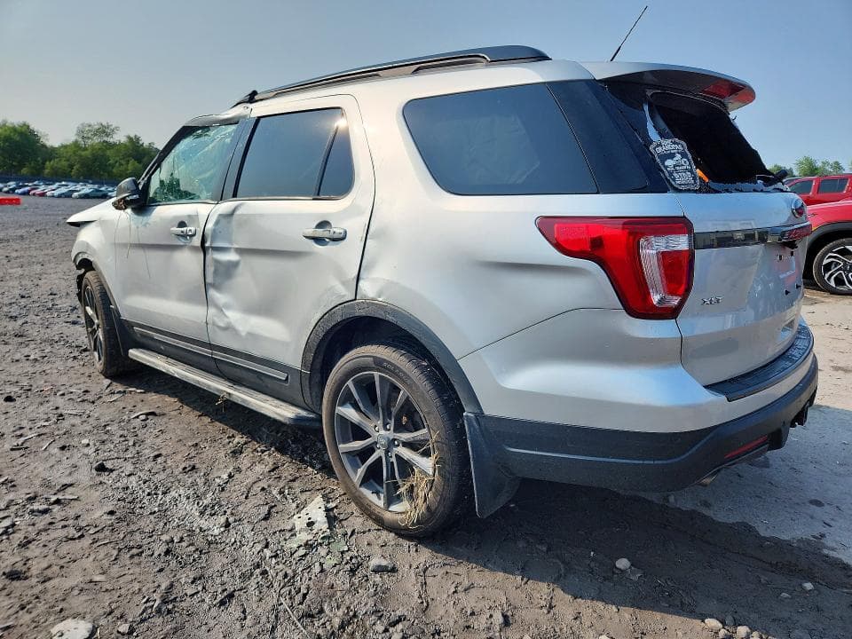 2018 FORD EXPLORER XLT 2