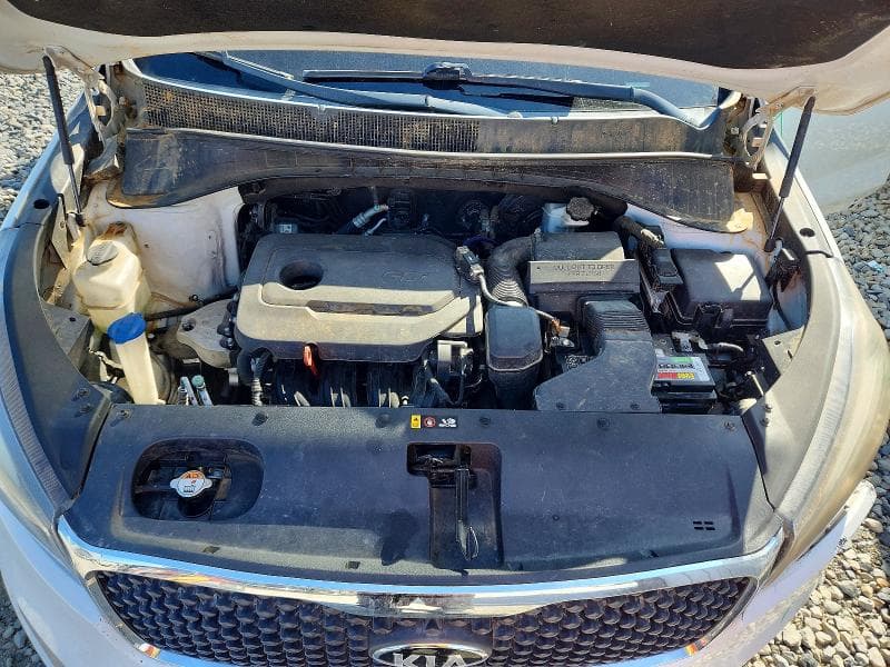 2017 KIA SORENTO LX 11