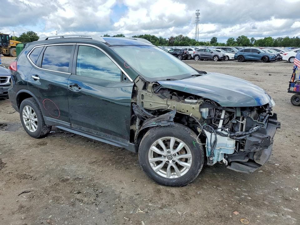 2018 NISSAN ROGUE SV 4