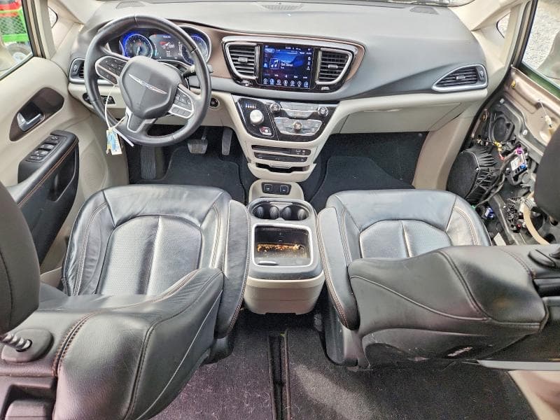 2017 CHRYSLER PACIFICA TOURING L PLUS 8