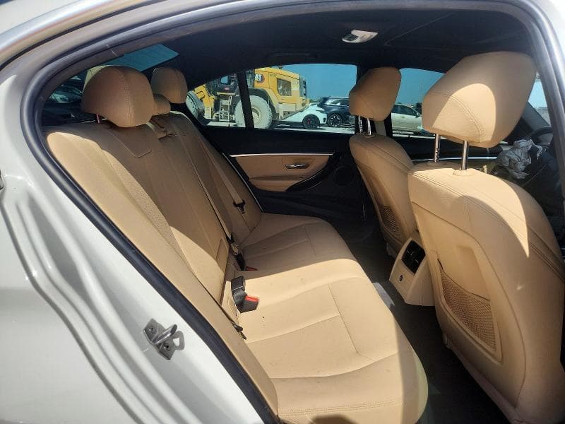 2018 BMW 330 I 10