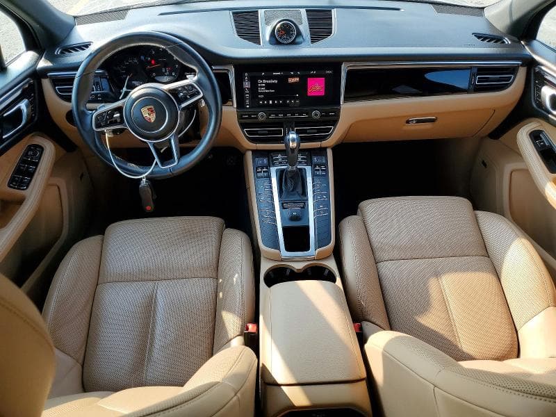 2020 PORSCHE MACAN 8