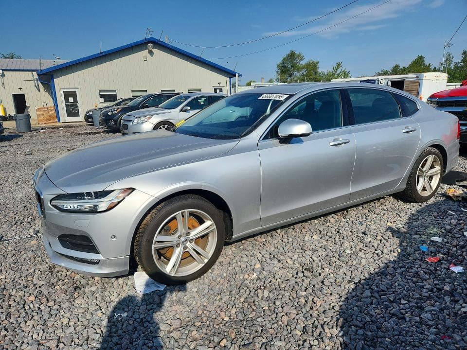 2018 VOLVO S90 T5 MOMENTUM - 1